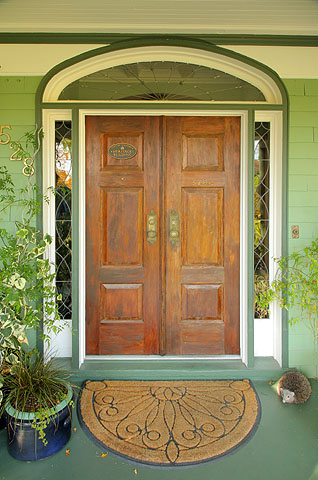 frontdoordetail.jpg